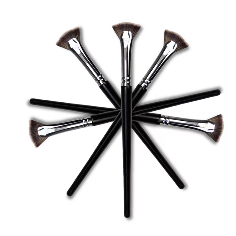 ~1PC Fan-shaped Eyelash Brush  - Beauty No Makeup 评论和价格